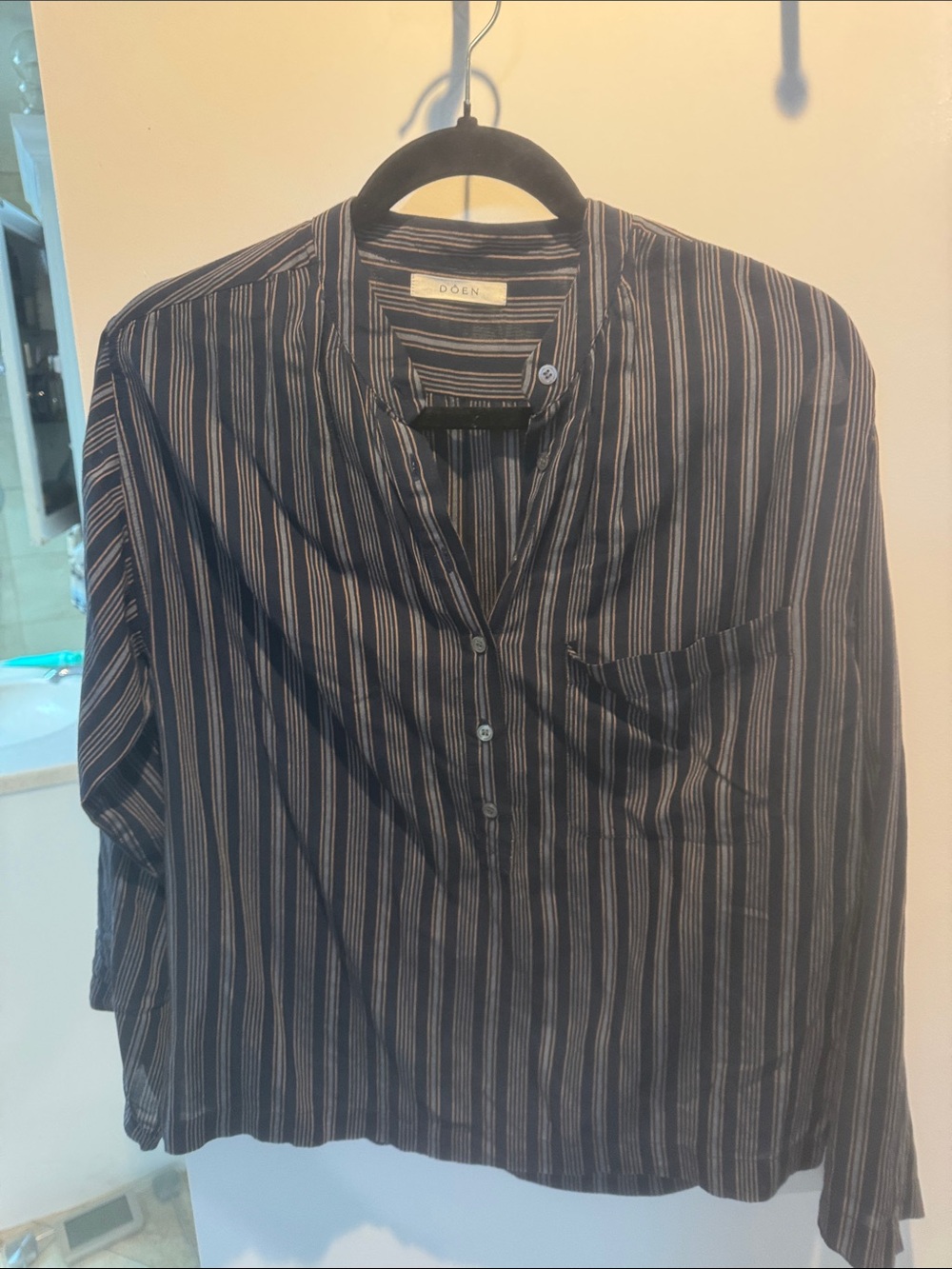 Doen Navy and White Vertical Stripe Casual Button Down Shirt